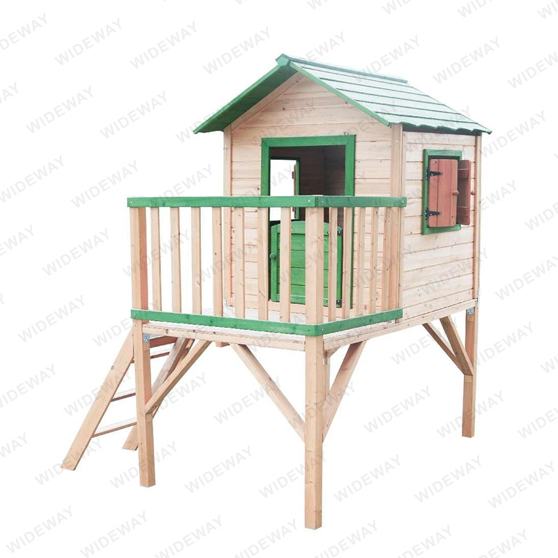 Casetta per bambini con balcone